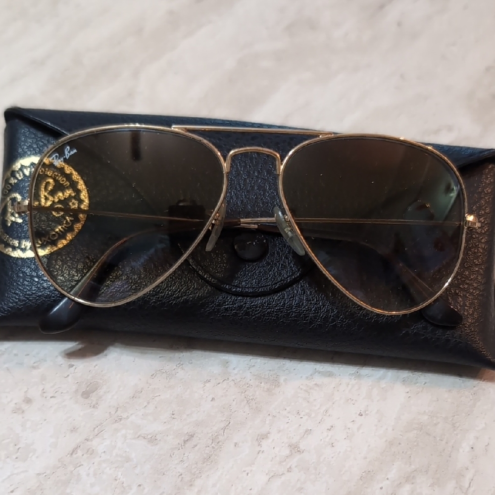 Ray-Ban Gold Frame Sunglasses with Black Case